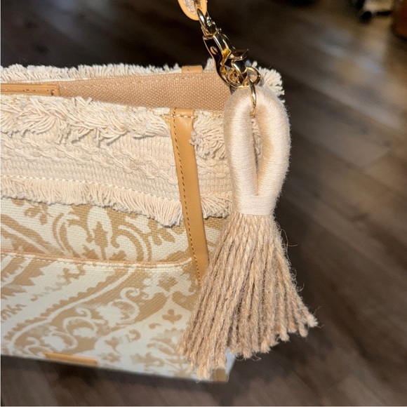 Spartina 449 Melody Bucket Purse Belgian Linen Magnetic Closure Exterior Pocket - Picture 5 of 11